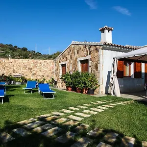 Stazzu Fioritu San Teodoro San Teodoro (Sardinia)